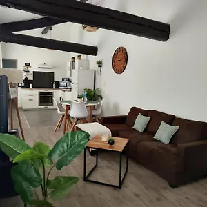  Appartamento De Charme Sur La Sorgues Francia